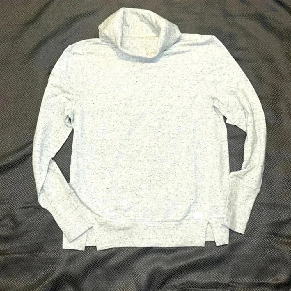 Amazon Essentials Light Heather Gary Soft Athletic Turtleneck Size S NWT